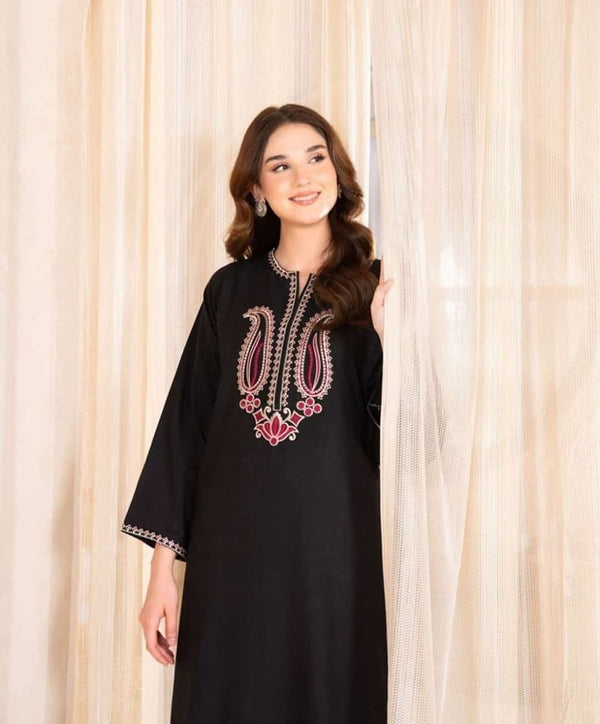 BLACK ROSE EMB 2PC